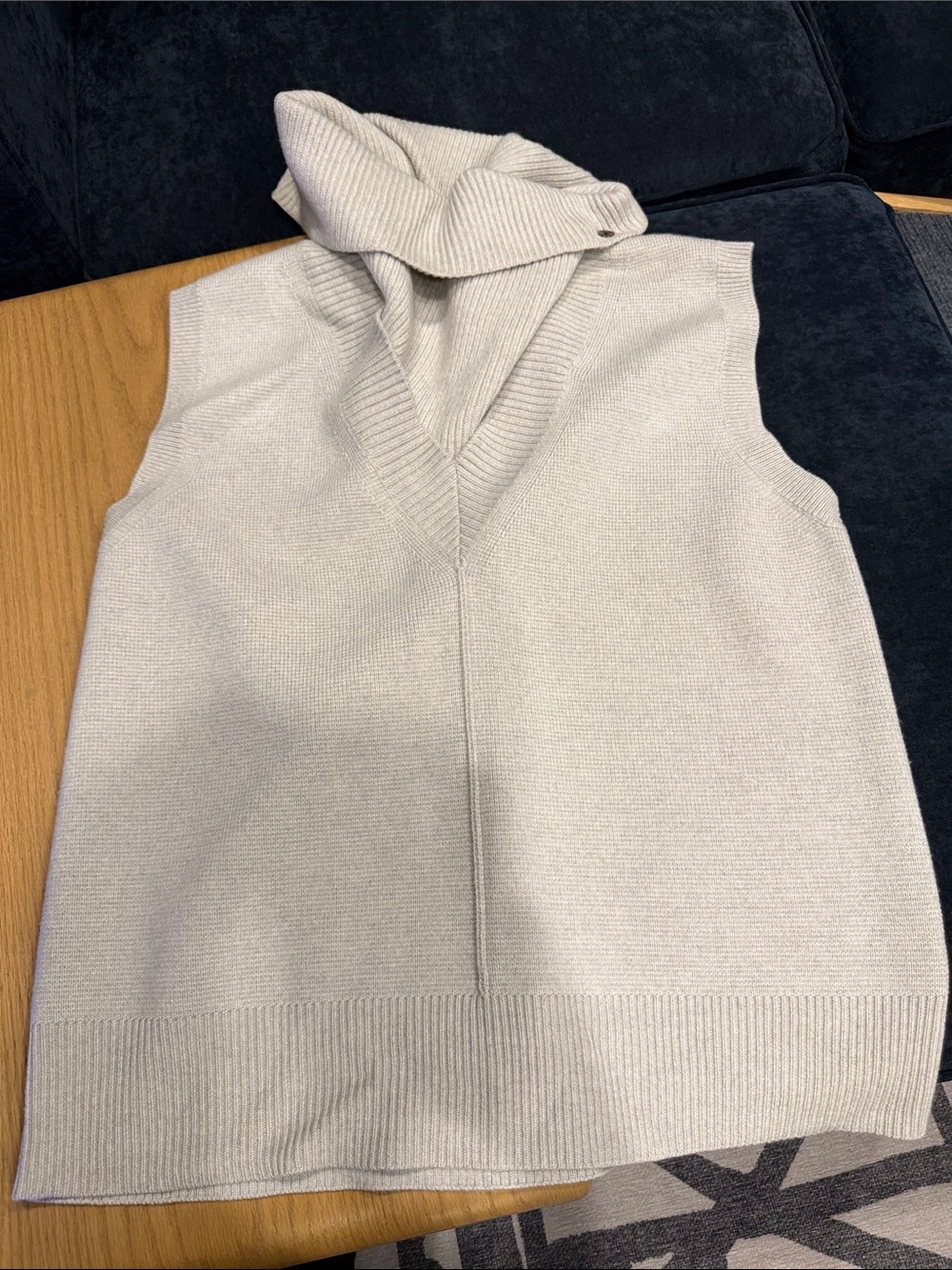 Peter Do x Banana Republic Collab convertible sweater